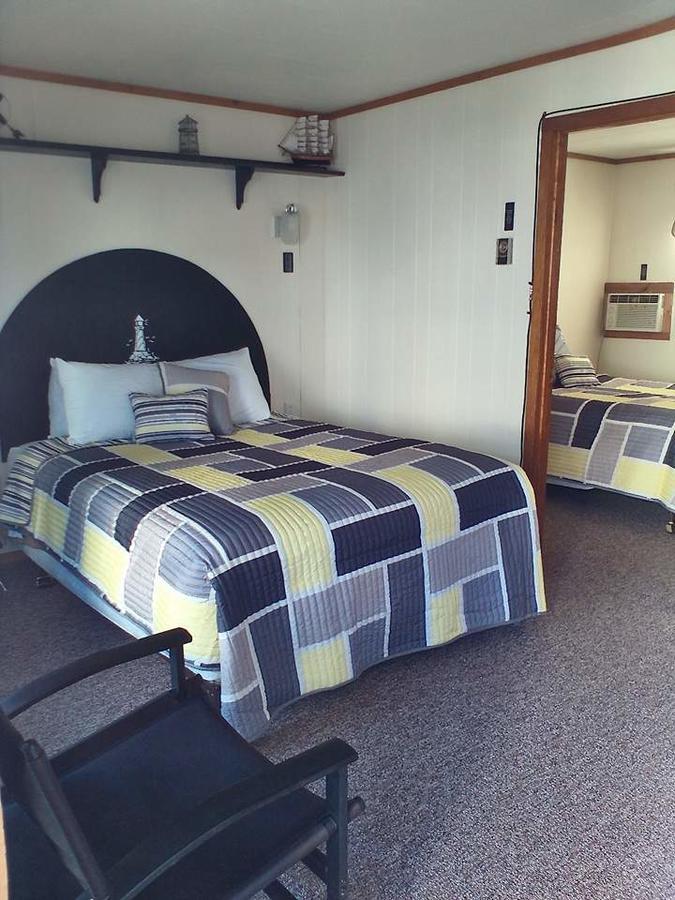 The Monarch Motel Cheboygan Esterno foto